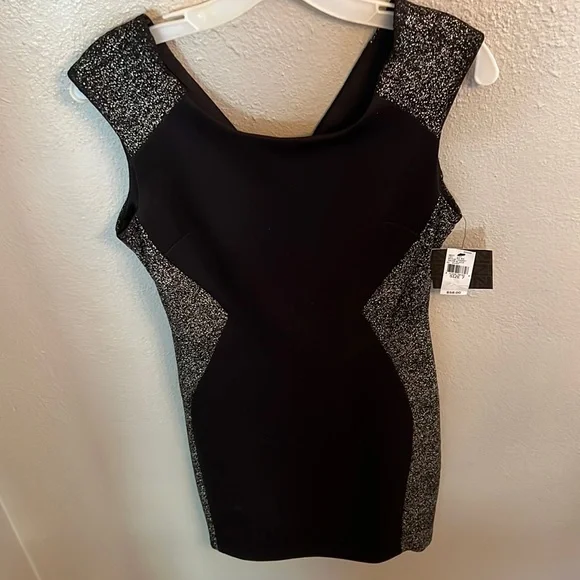 Iz Byer Dresses | Iz Beyer Black Mini Dress With Gold Accents Down The Sides | Color: Black/Gold | Size: 7j | Amazonlady88's Closet